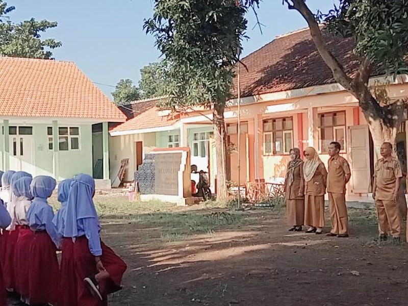 Halal Bihalal di SD Negeri 6 Curah Tatal